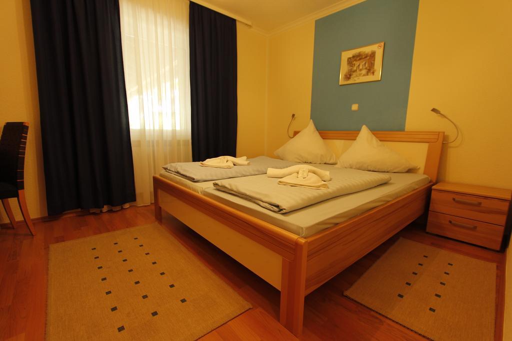 Hotel Adria Stuben Urbar  Exteriér fotografie