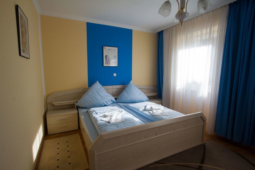 Hotel Adria Stuben Urbar  Exteriér fotografie